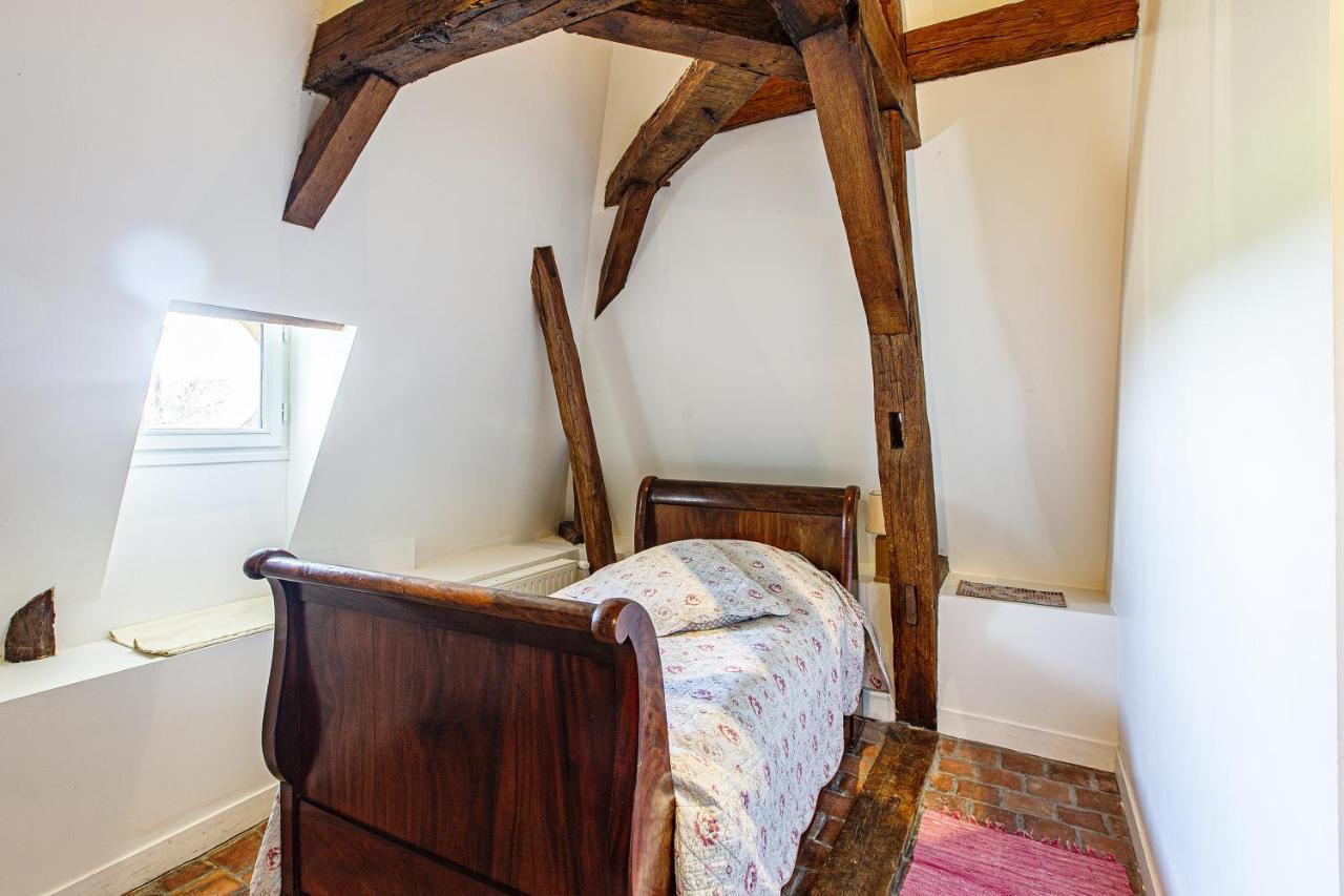 Manoir De La Voute Maison D'Hotes Pouille  ภายนอก รูปภาพ