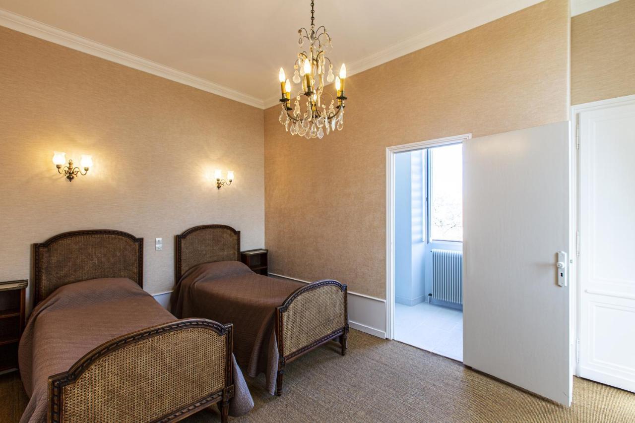 Manoir De La Voute Maison D'Hotes Pouille  ภายนอก รูปภาพ